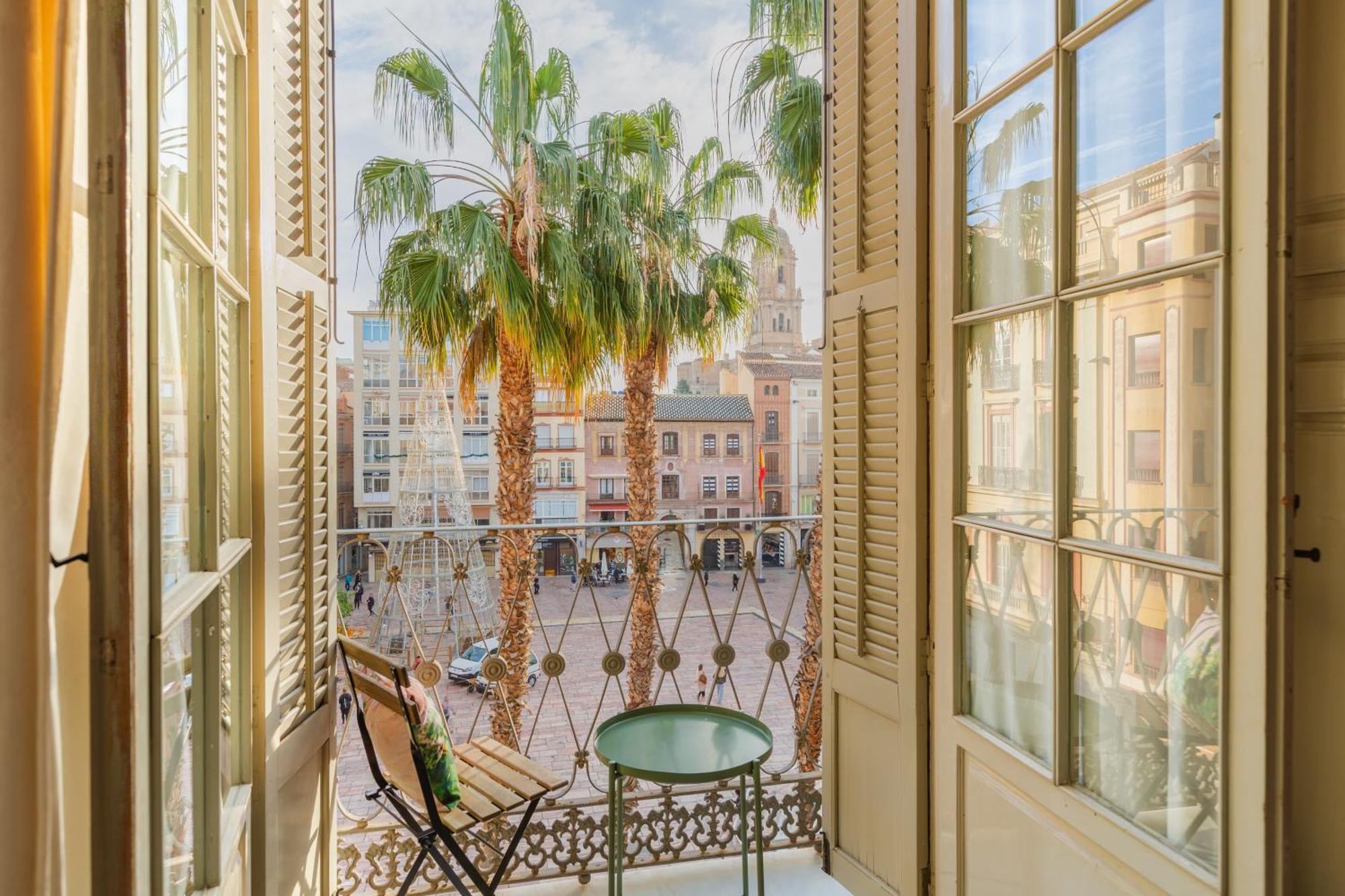 Plaza De La Constitucion Apartment Malaga Exterior photo